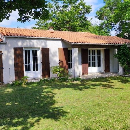 Maison A 8 Min A Pied De La Plage Avec Jardin Clos Et Ombrage Saint-Georges-d'Oleron Zewnętrze zdjęcie
